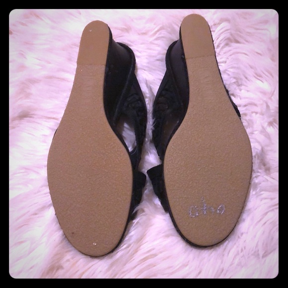 NWOB Lauren Giana Wedge Sandal - Picture 4 of 8